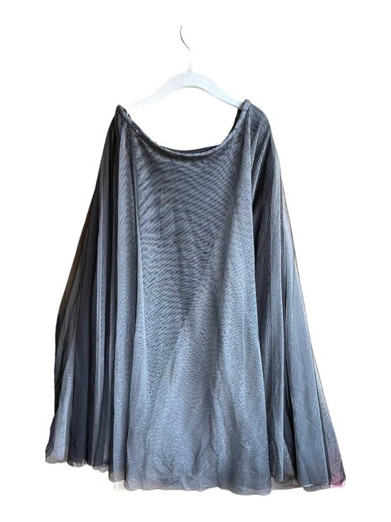 Alexia Admor Dresses & Skirts - Alexia Admor Size 6 Black Gray A-line Midi Length Tulle Layered Skirt